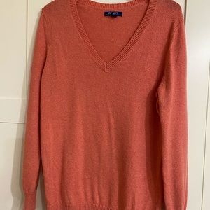 Orange old navy sweater .
